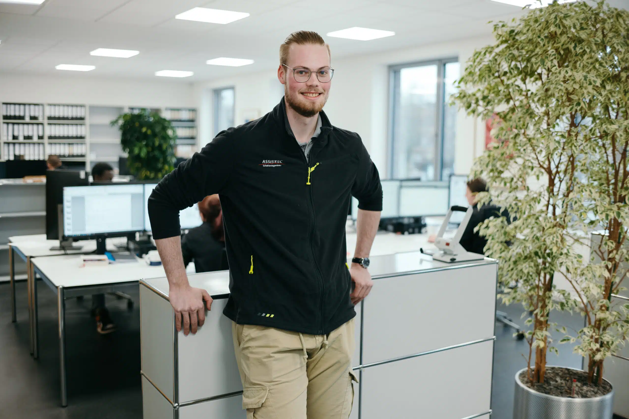 Ausbildung bei ASSISTEC: Saskia, Auszubildender zum technischen Systemplaner Elektro