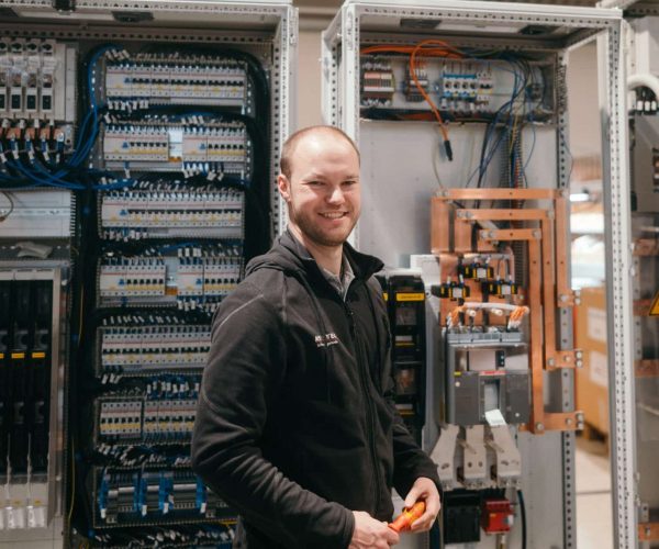 Elektrotechnik bei ASSISTEC: Jan-Niklas, Schaltanlagenmonteur